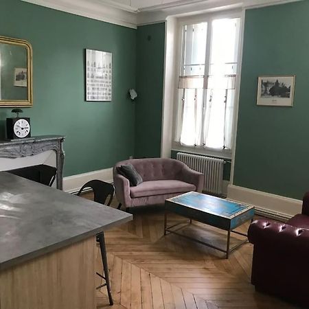 Apartamento Nid Douillet Bord De Loire Blois Exterior foto