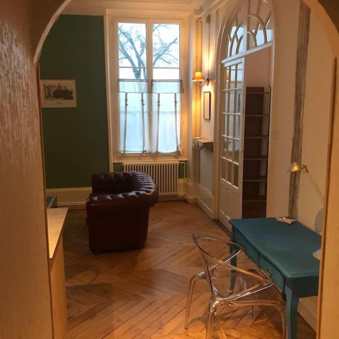 Apartamento Nid Douillet Bord De Loire Blois Exterior foto